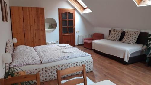 Telc House | Pet-Friendly Retreat at U Šeniglů: 8.5/10 Guest Rating