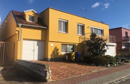 Mikulov Apartment | Family-Friendly Retreat at Ubytování u Jeřábků - 8.9/10