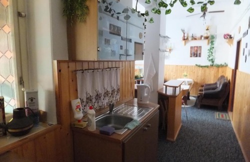 Usti nad Labem House | Cozy Stay at Ubytování u Kováře with Onsite Dining