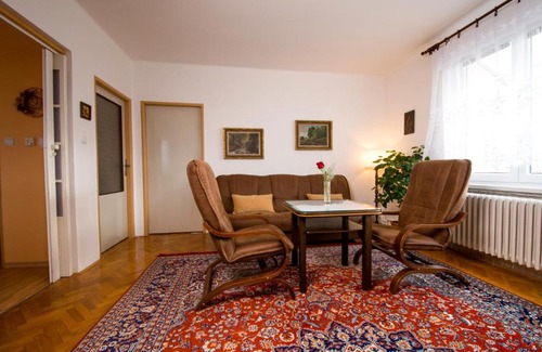 Trebon House | Oceanfront Retreat Near Spas with Exceptional Guest Rating