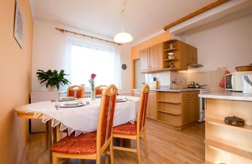 Trebon House | Oceanfront Retreat Near Spas with Exceptional Guest Rating