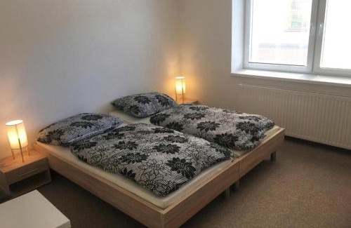 Luhacovice House | Family-Friendly Retreat at Ubytování v soukromí Lužné