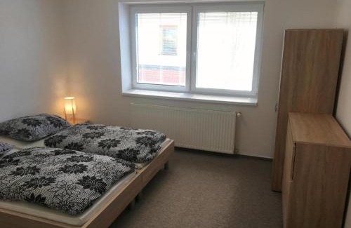 Luhacovice House | Family-Friendly Retreat at Ubytování v soukromí Lužné