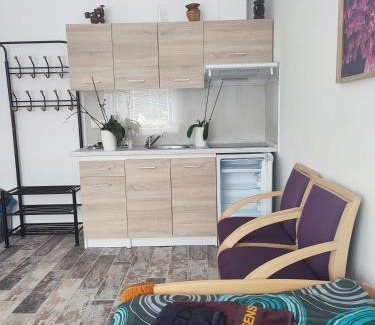 Cerveny Kostelec Apartment | Family-Friendly Retreat at Ubytování Vistárie – 8.4/10 Rated