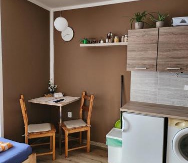 Kynsperk nad Ohri Bed & Breakfast | Cozy Stays at Ubytováni u PÁji: Pet-Friendly & Breakfast