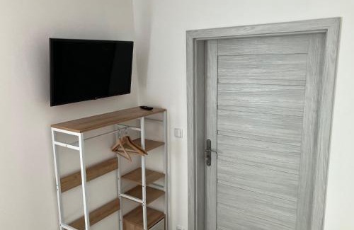Radvanovice Apartment | Pet and Child Friendly Stay at Ubytováni V Údolí