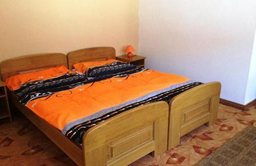 Cachtice House | Pet-Friendly Ubytovanie Anka Sučanská with Family Amenities