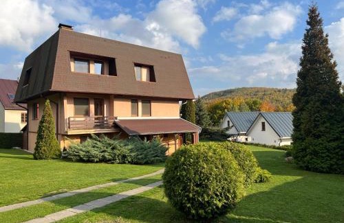 Stiavnicke Bane House | Family-Friendly Stays at Ubytovanie Vážka with Kitchen Access