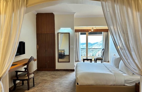 Baldeyan Resort | Discover Udman Grand Mashobra: Family-Friendly Getaway