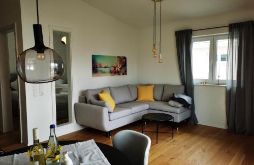 Immenstaad am Bodensee Apartment | Uferloft: Beachfront Retreat with Top-Rated Guest Experience