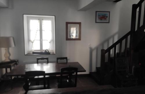 Behobie Apartment | Top-Rated Ugarte: Family-Friendly Hotel with Great Reviews