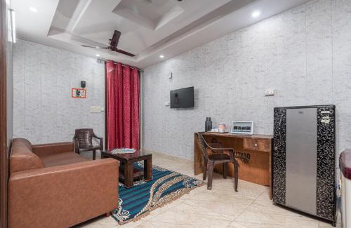 South West Apartment | Convenient UGF Cozy Flats Bnb: 2 BHK Near Delhi Airport