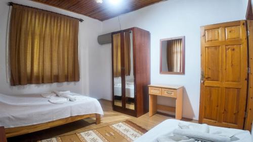 Cirali House | Cozy Ugur Pansiyon Bungalows with Oceanfront Views