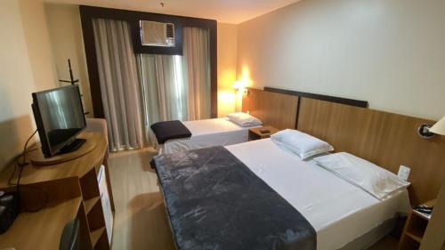 Taguatinga Hotel | UH 403 - 3 Pessoas e garagem