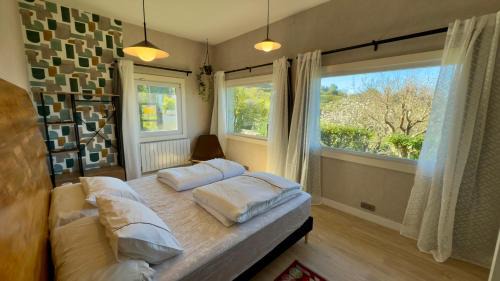 Bermeo Apartment | Experience Uhara: Electric Vehicle Charging & Private Pool
