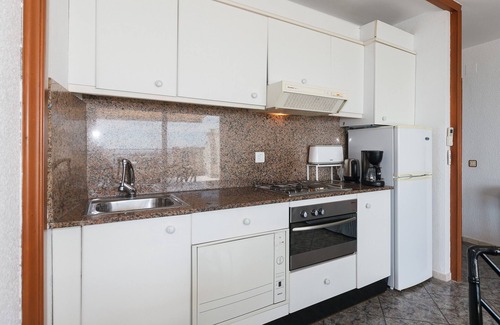 La Pineda Apartment | UHC CASPEL: Unwind on La Pineda's Premier Rooftop Terrace