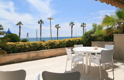 Miami Platja Apartment | Beachfront Escape at UHC Los Flamencos - Pet-Friendly Stay