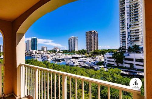 Aventura House | Family-Friendly Bnb Hyperion: 3BR Condo with Pool & BBQ