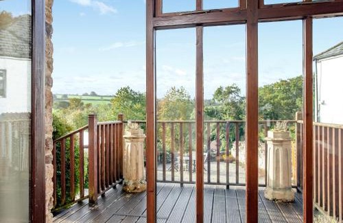 Sticklepath House | Family-Friendly Escape at The Threshing Barn with Pool