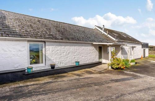 Newton Stewart House | Discover Carty Cottage: Perfect for Families and Pets
