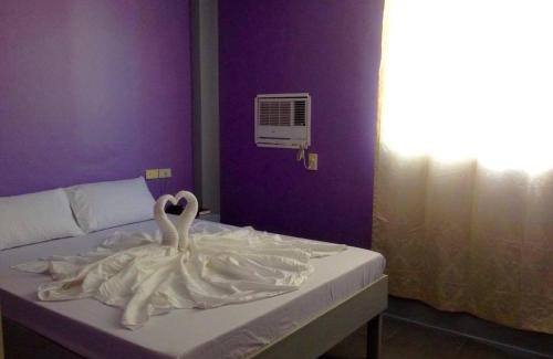 Laoag Resort | Budget-Friendly UKL Ever Resort Hotel with Family Amenities