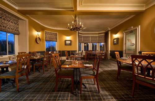 Spittal Hotel | Discover Ulbster Arms Hotel: Pet-Friendly Retreat Near Thurso