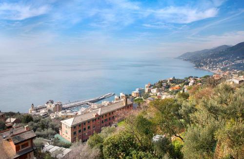 Camogli Villa | Experience Uliveto: Family-Friendly 4-Star Getaway
