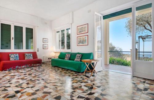 Camogli Villa | Experience Uliveto: Family-Friendly 4-Star Getaway