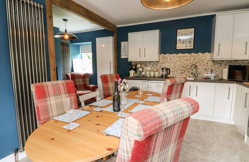 Nethy Bridge Cottage | Family-Friendly ULLA DHU with Garden in Nethy Bridge