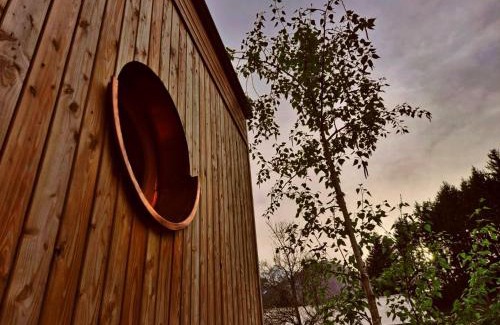 Dalaas House | Discover UlMi's Tiny Haus: Pet-Friendly Oceanfront Retreat