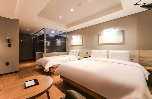 Buk-gu Hotel | Eco-Friendly Comfort at Ulsan Hogye: Family & Breakfast Ready