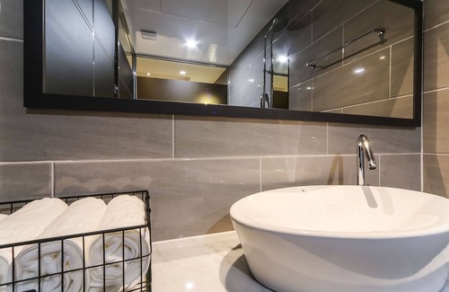 Buk-gu Hotel | Eco-Friendly Comfort at Ulsan Hogye: Family & Breakfast Ready