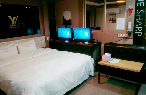 Samsan-dong Hotel | Accessible Comfort at Ulsan Sanmsan The Sharp - 9/10 Rated