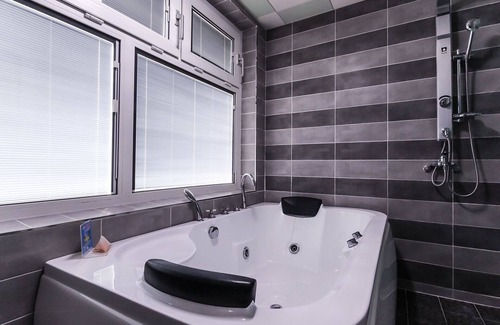 Ulsan Hotel | Budget-Friendly Ulsan Uljugun Coco Self Check-in Motel