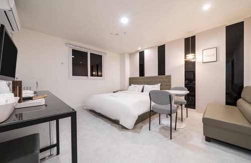 Ulsan Hotel | Eco-Friendly Ulsan Yeungnamalpeuseu: Family-Friendly Comfort