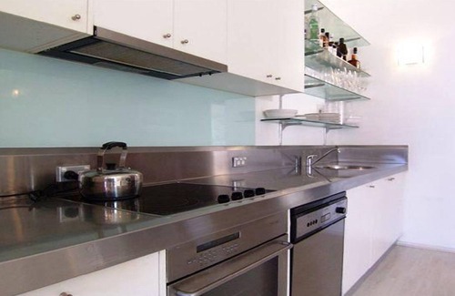 Surry Hills Apartment | Modern Apartment in Surry Hills - Family-Friendly Retreat