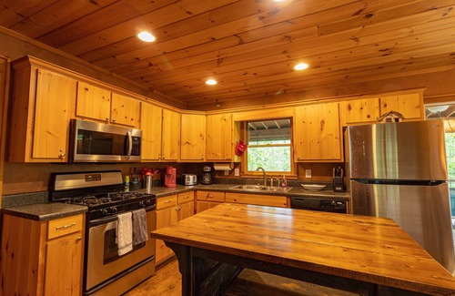 Martin Cabin | Ultimate Lakefront Cabin with Dock, Theater & Game Room