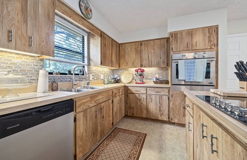 Brooksville House | Equestrian Oasis: 4BR Home with Private Pool & Stables