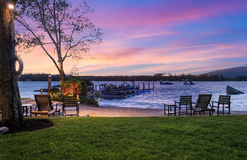 Moultonborough House | Unforgettable Lakefront Retreat at Lake Winnipesaukee