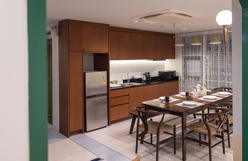 Somdet Chao Phraya House | Cozy Family Retreat Near ICON SIAM Shopping Destination