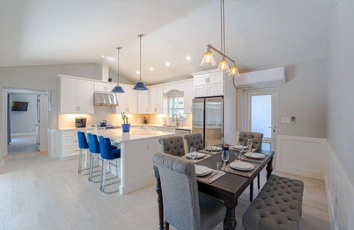 Lauderdale-by-the-Sea House | Seaside Retreat: Heated Pool, Hot Tub & Steps to the Beach