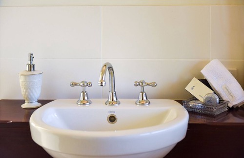 Bremer Bed & Breakfast | Discover a Wine Lover's Haven at Heritage Home Winery