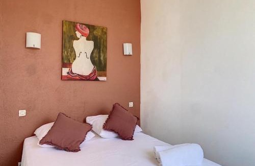 Le Camas Apartment | Ideal Stay at Le Quartier des Artistes - Family Friendly