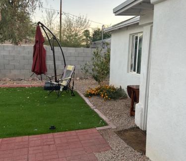 Encanto House | Cozy Casita Near Downtown Phoenix - Family & Pet Friendly