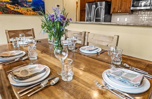 Columbine Lake House | Eco-Friendly Modern Mountain Retreat - Pets Welcome