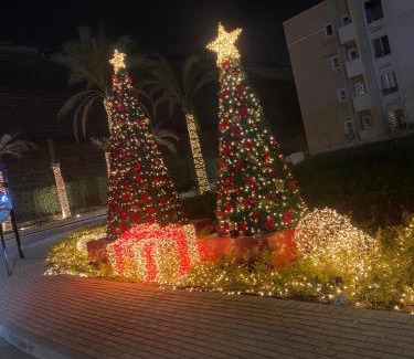 Cairo Apartment | Luxury 3BR Retreat with Pools, Dining & Ocean Views