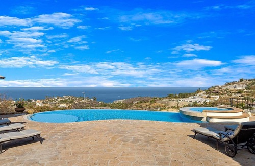 San Jose del Cabo Villa | Exclusive Oceanfront Villa with Butler Service & Spa Access
