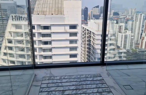 Wang Mai Apartment | Ultra Stylish Asok Terminal 21 Sleeps 4 near BTS