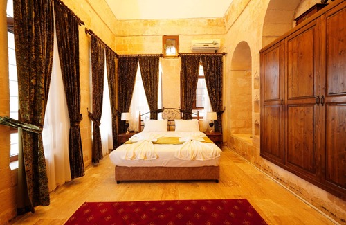Artuklu Bed & Breakfast | Elegant Ulubey Konagi: Top-Rated Stay with Dining & Family Perks