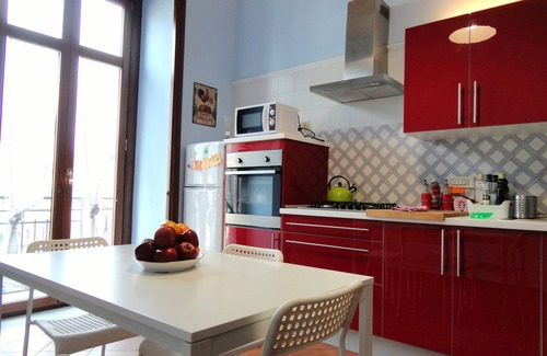 Naples City Centre Apartment | Pet-Friendly Umberto I Holiday House with Amazing Amenities